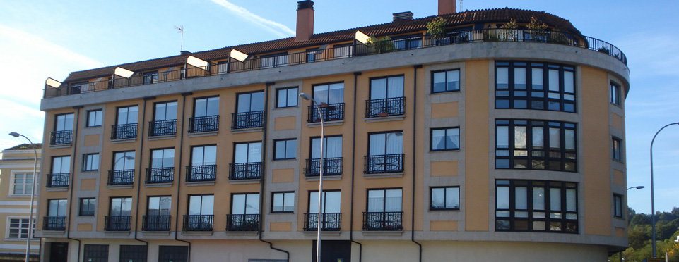Edificio en Avenida Fraga Iribarne, Betanzos Edificio en Avenida Fraga Iribarne, Betanzos
